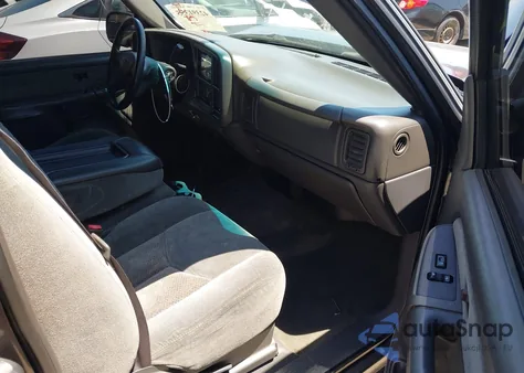 2003 Chevrolet Silverado 1500 Ls z USA, uszkodzony, nr VIN 2GCEC19T231241793